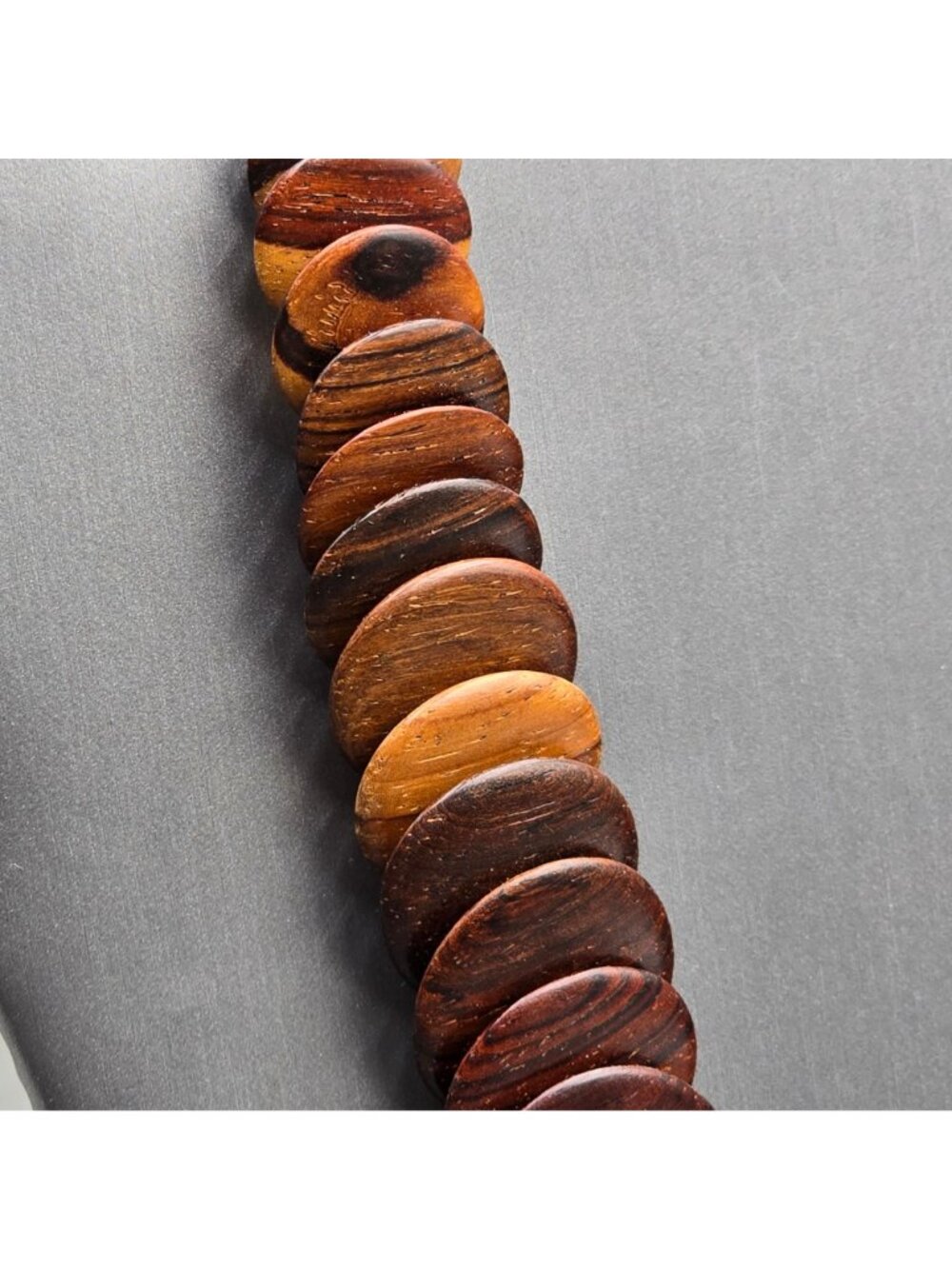Vintage Rosewood Bead Disc Necklace Graduated Wood Statement 18" - Picture 4 of 12